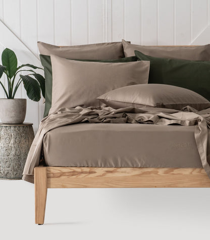Bhumi Organic Cotton - Sateen Sheet Set - Golden Taupe