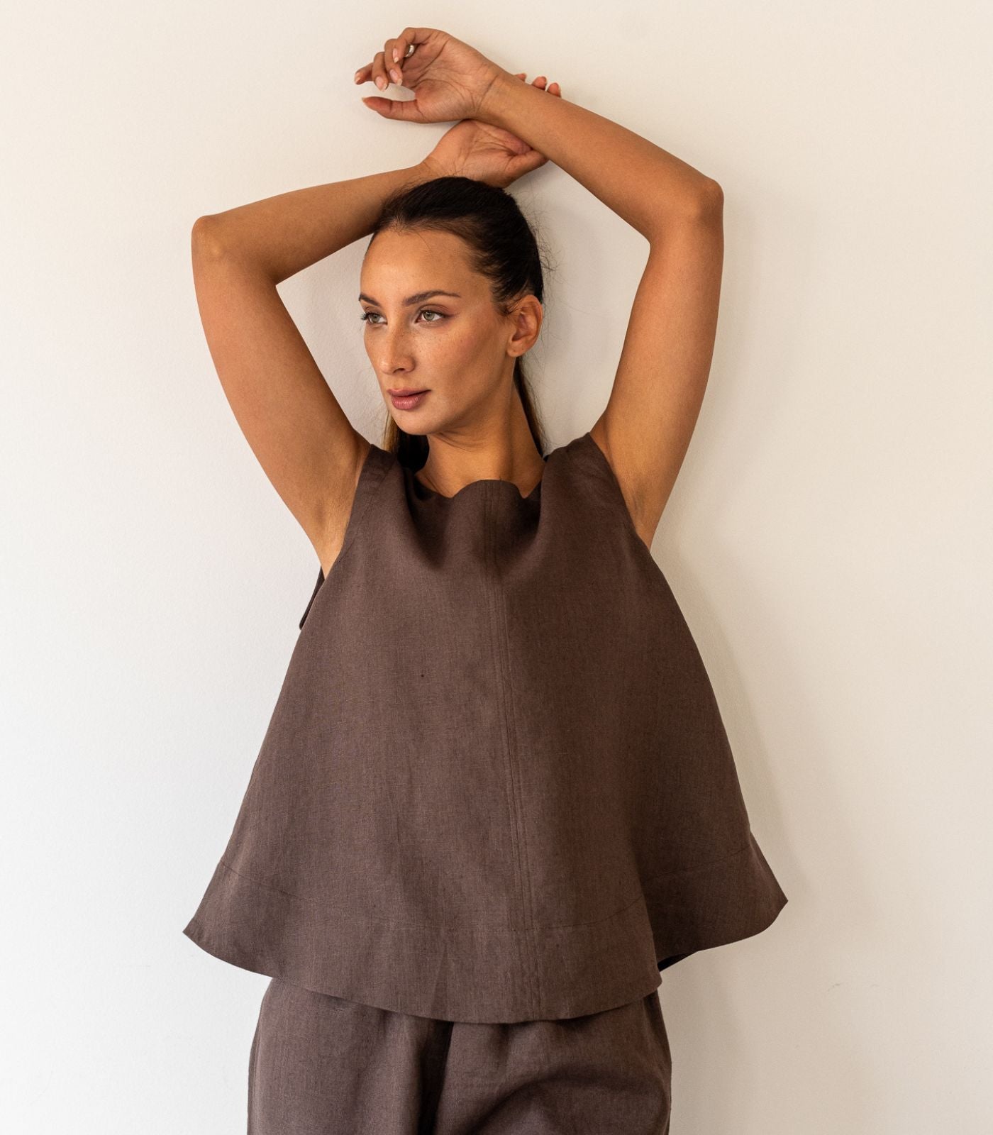 Organic Linen Sleeveless Lounge Shirt - Chocolate