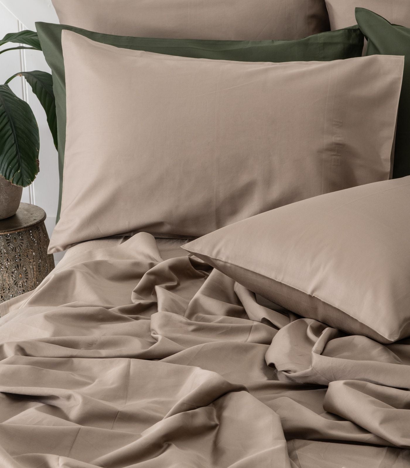 Bhumi Organic Cotton - Sateen Sheet Set - Golden Taupe