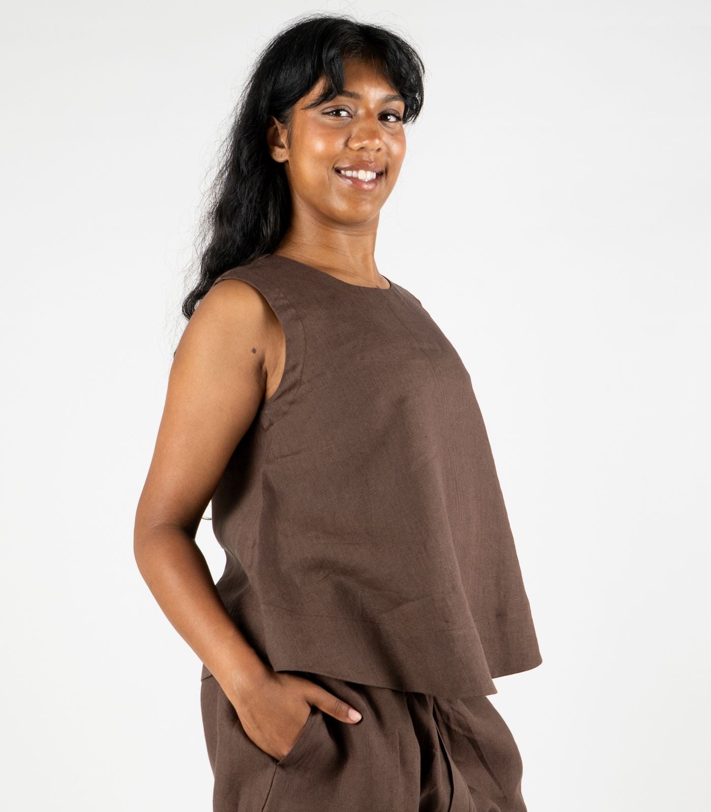 Organic Linen Sleeveless Lounge Shirt - Chocolate