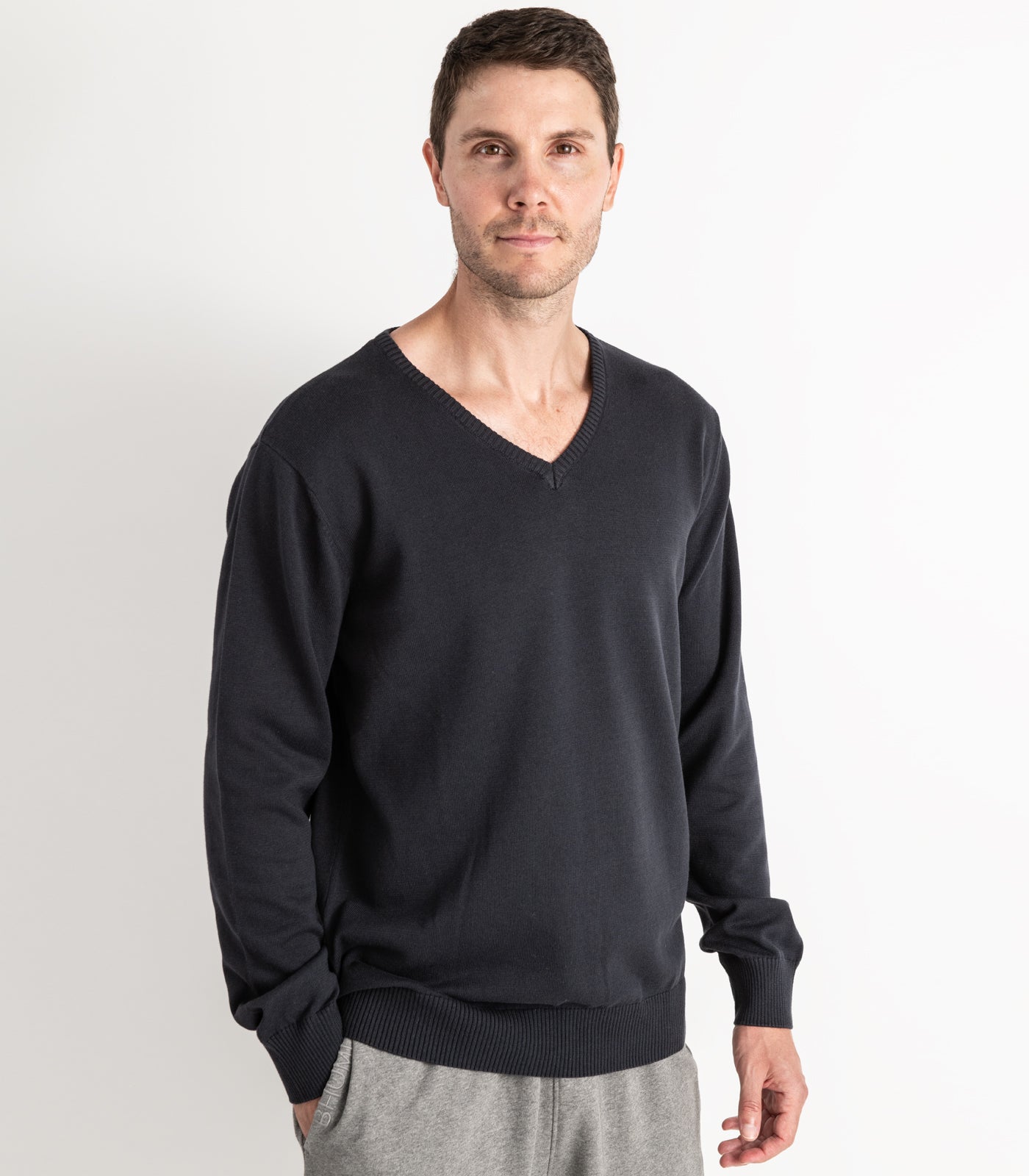 Bhumi Organic Cotton - Fine Knit V Neck Sweater - Charcoal