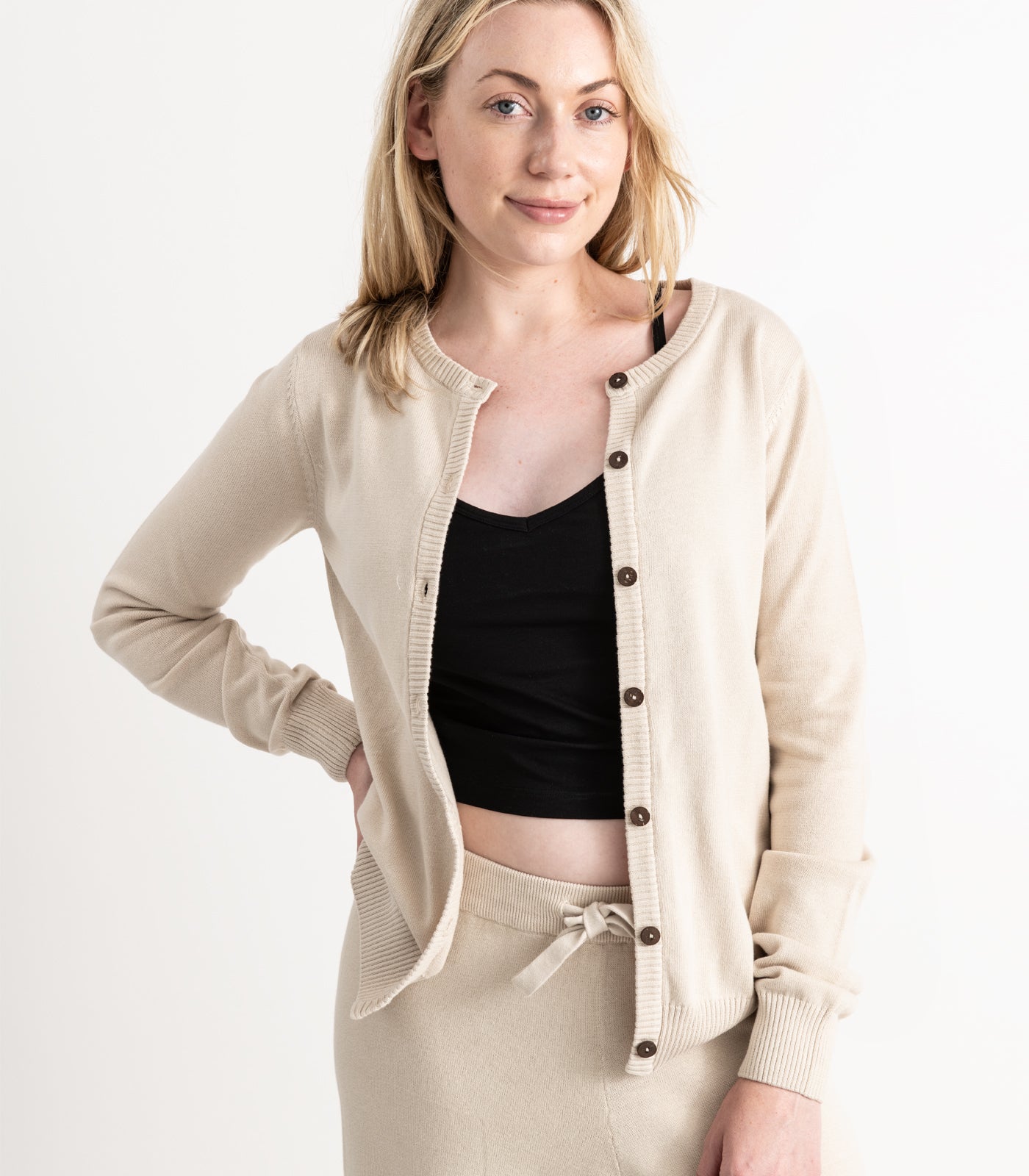 Bhumi Organic Cotton - Fine Knit Cardigan - Oatmeal