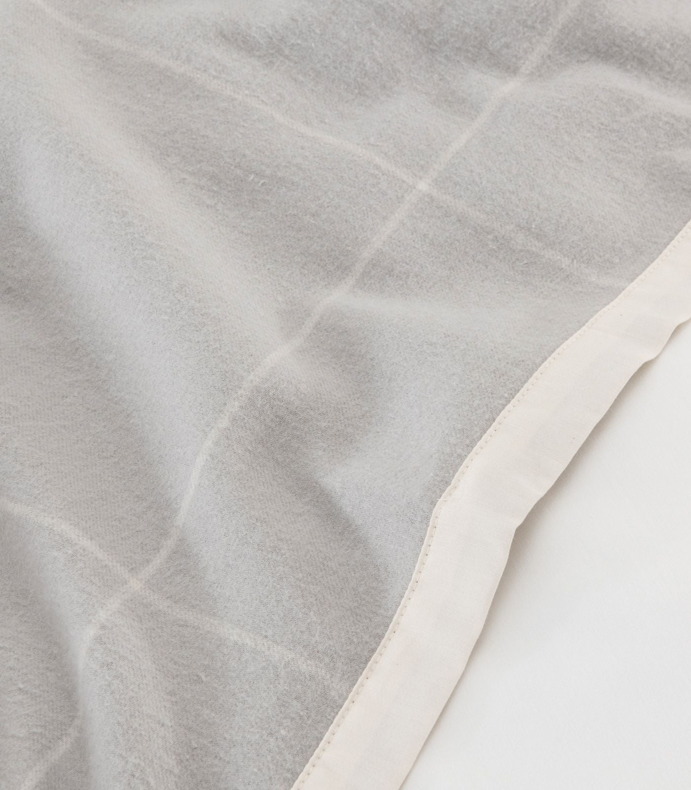 Organic Cotton Flannelette Throw - Windowpane - Light Grey