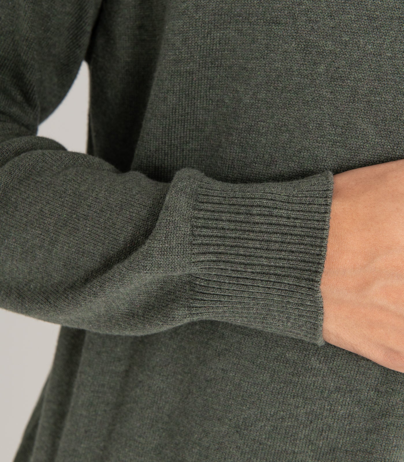 Bhumi Organic Cotton - Fine Knit Round Neck Sweater - Olive