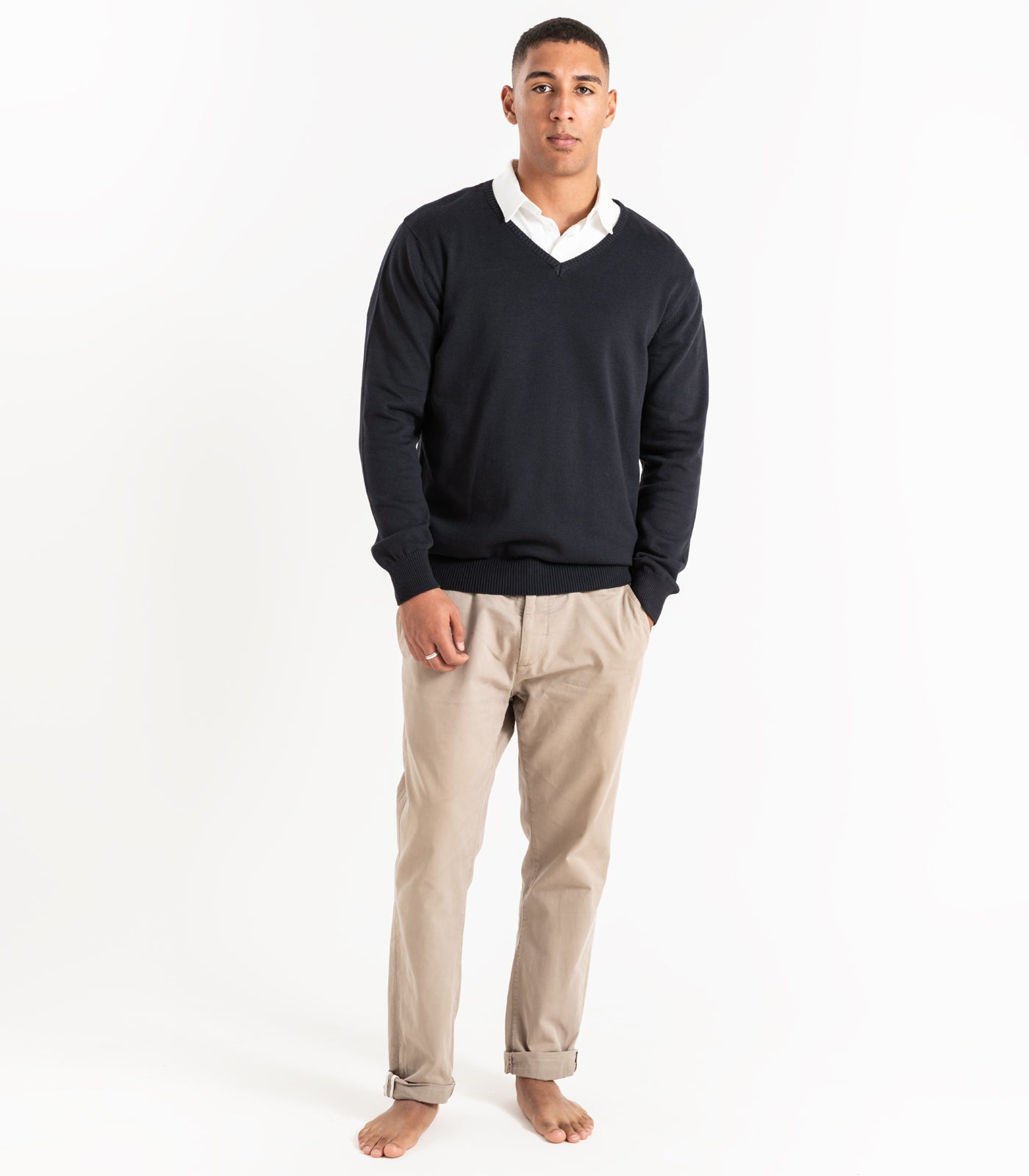 Bhumi Organic Cotton - Fine Knit V-Neck Sweater - Charcoal
