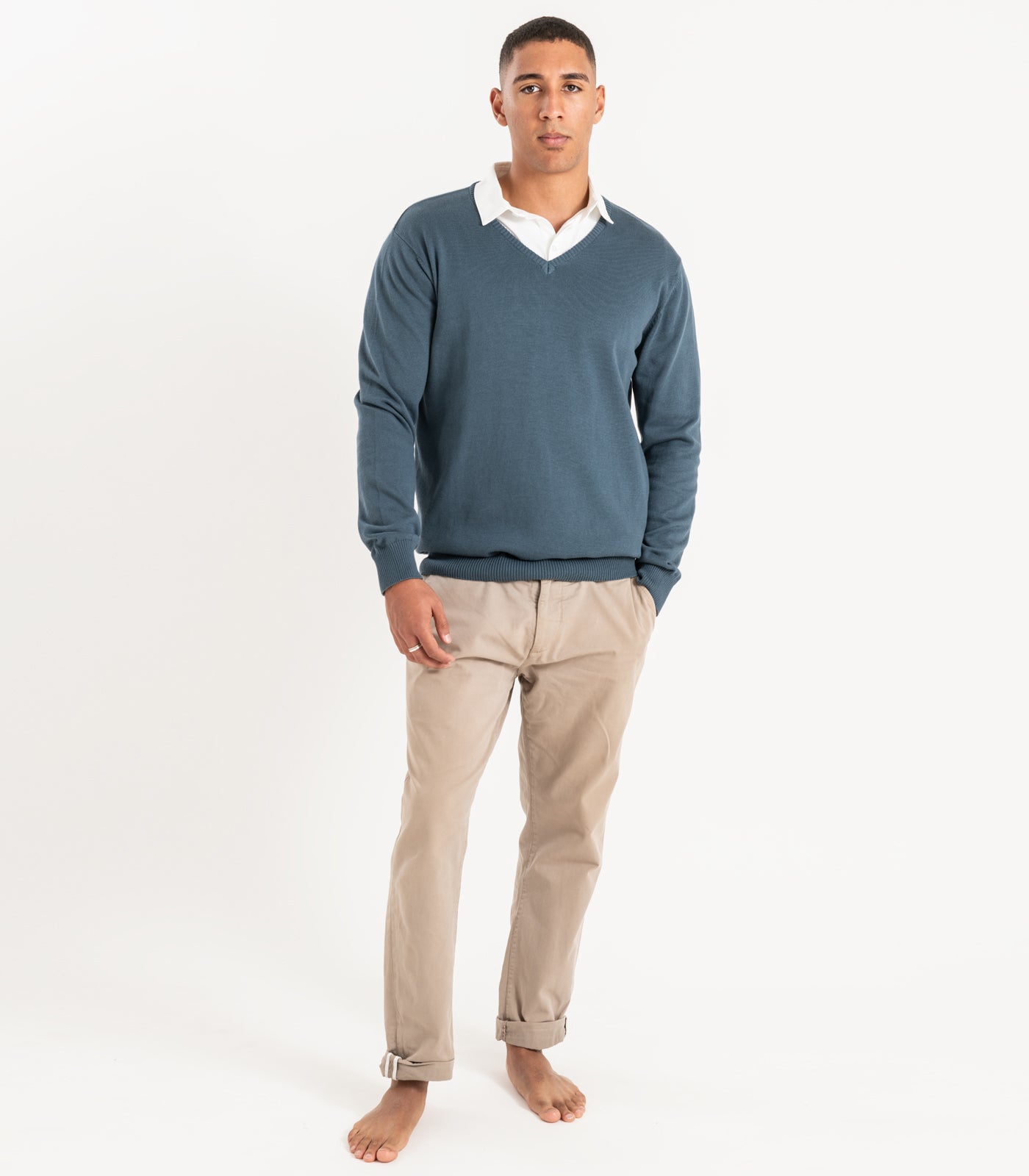 Bhumi Organic Cotton - Fine Knit V-Neck Sweater - Orion Blue