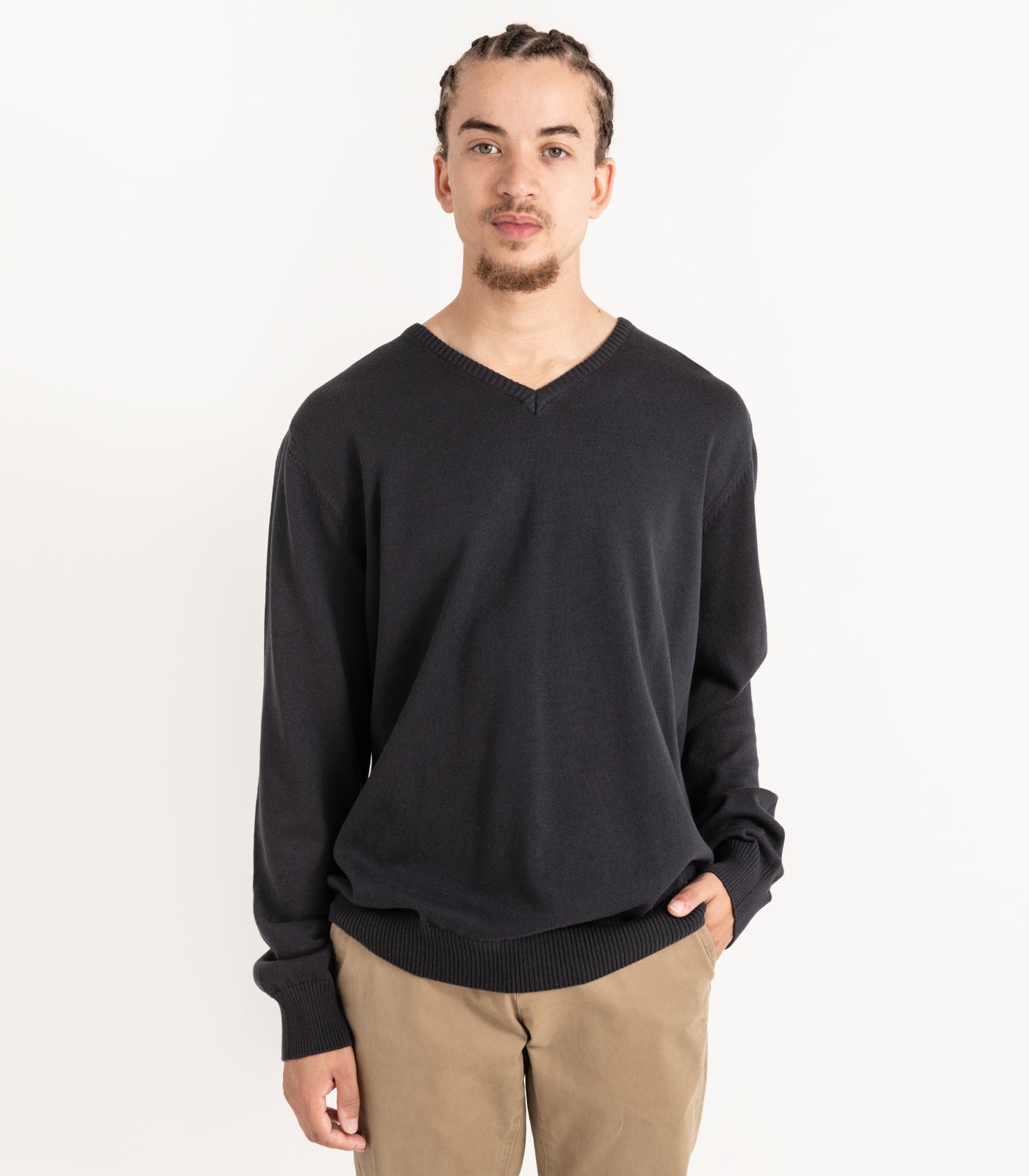 Bhumi Organic Cotton - Fine Knit V Neck Sweater - Charcoal