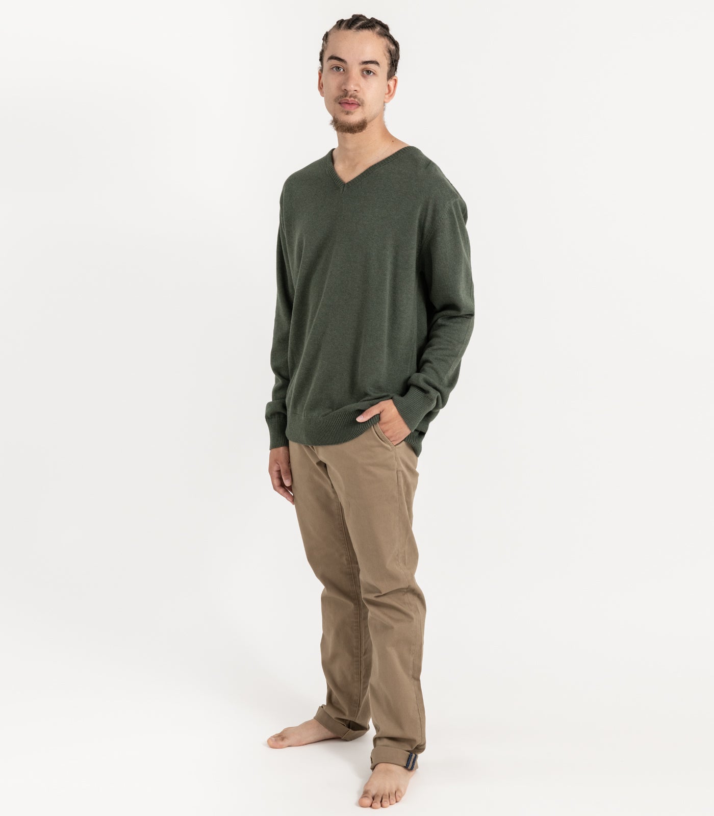 Bhumi Organic Cotton - Fine Knit V Neck Sweater - Olive