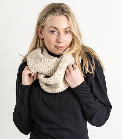 Bhumi Organic Cotton - Infinity Chunky Knit Bubble Scarf - Oatmeal