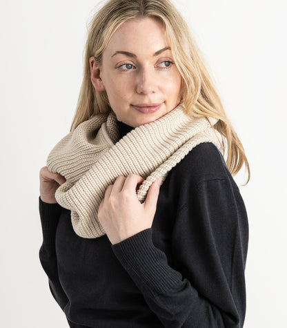 Bhumi Organic Cotton - Infinity Chunky Knit Bubble Scarf - Oatmeal