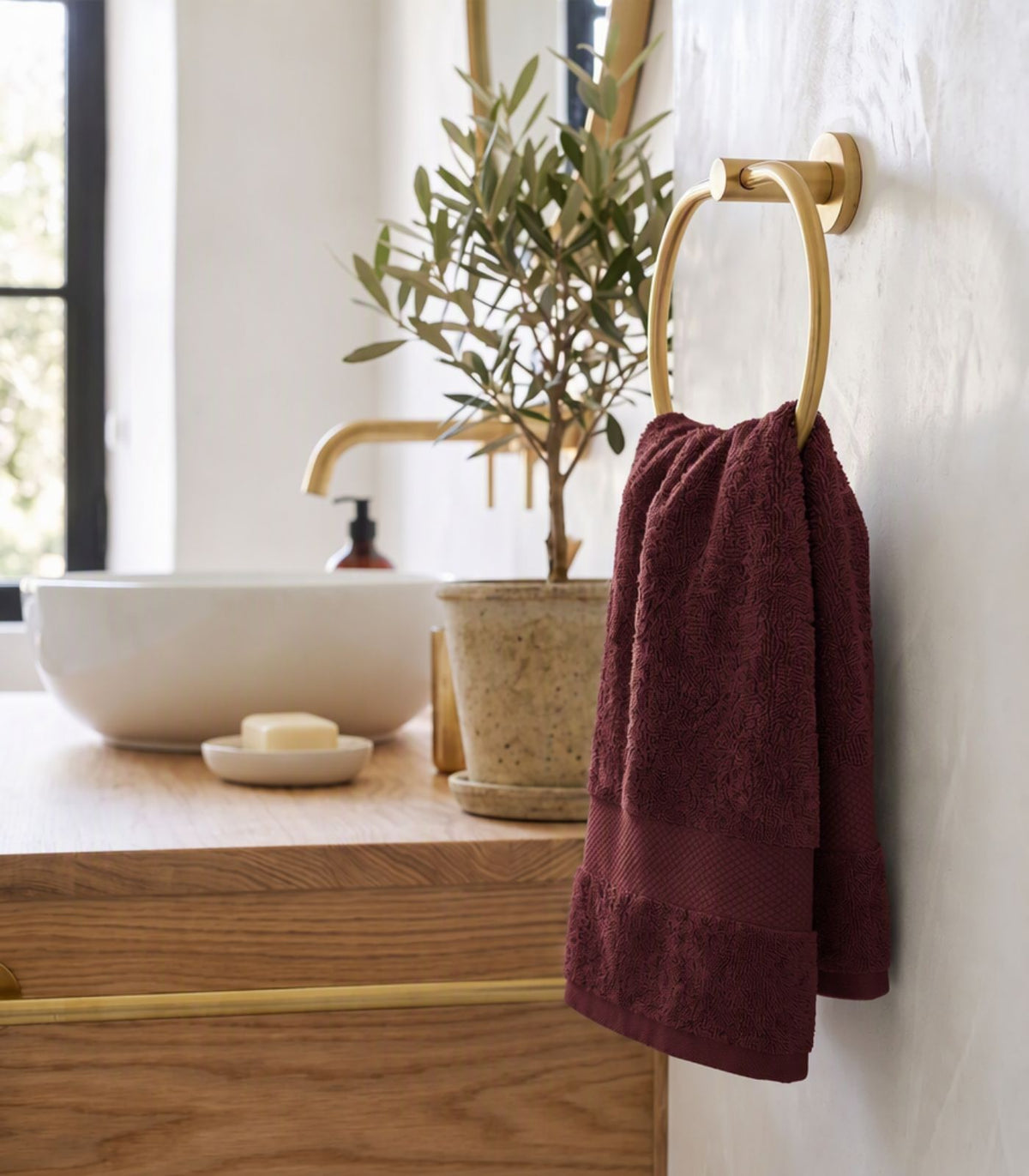 Bhumi Organic Cotton - Hand Towel - Plum
