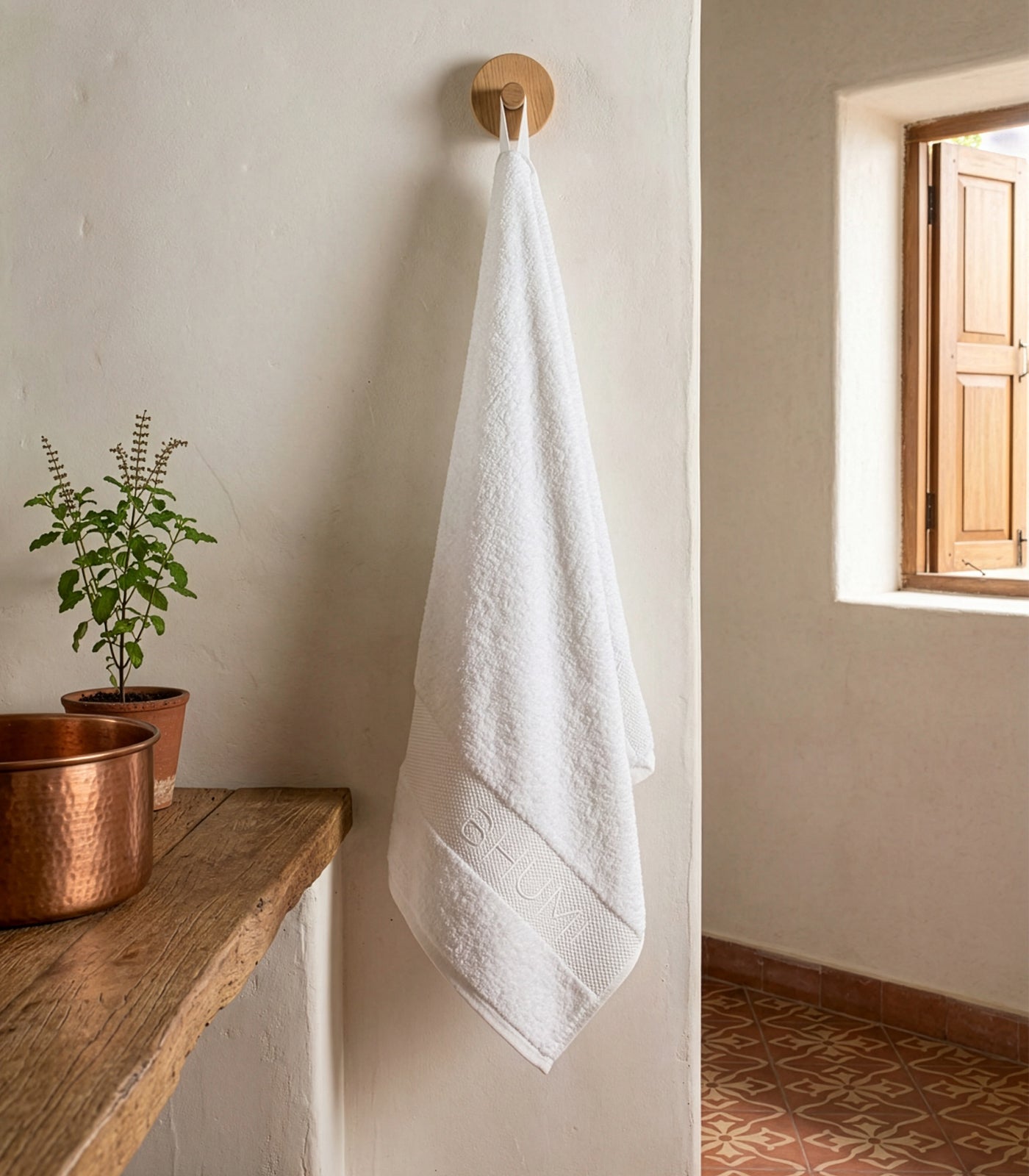 Bhumi Organic Cotton - Bath Towel - White