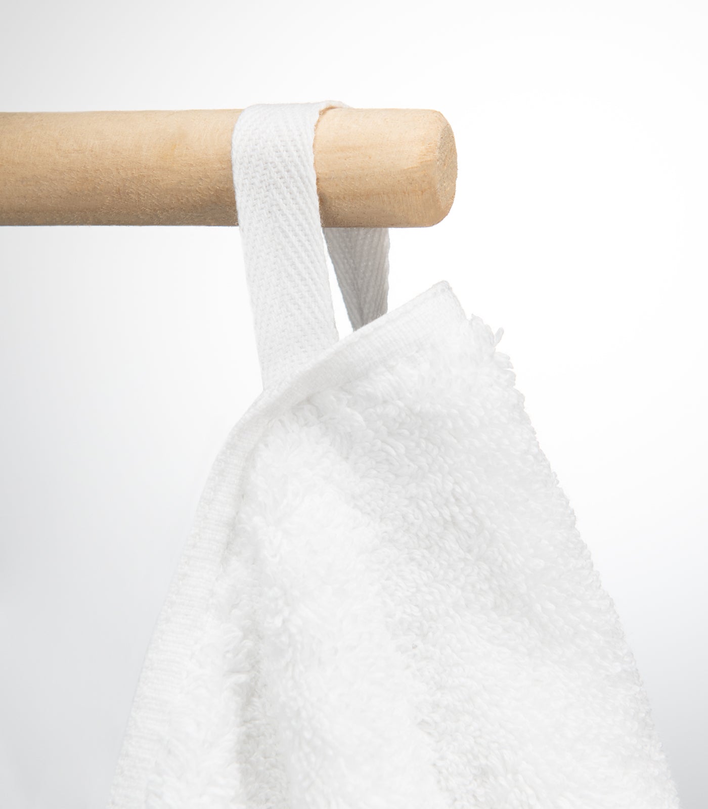 Bhumi Organic Cotton - Bath Towel - White