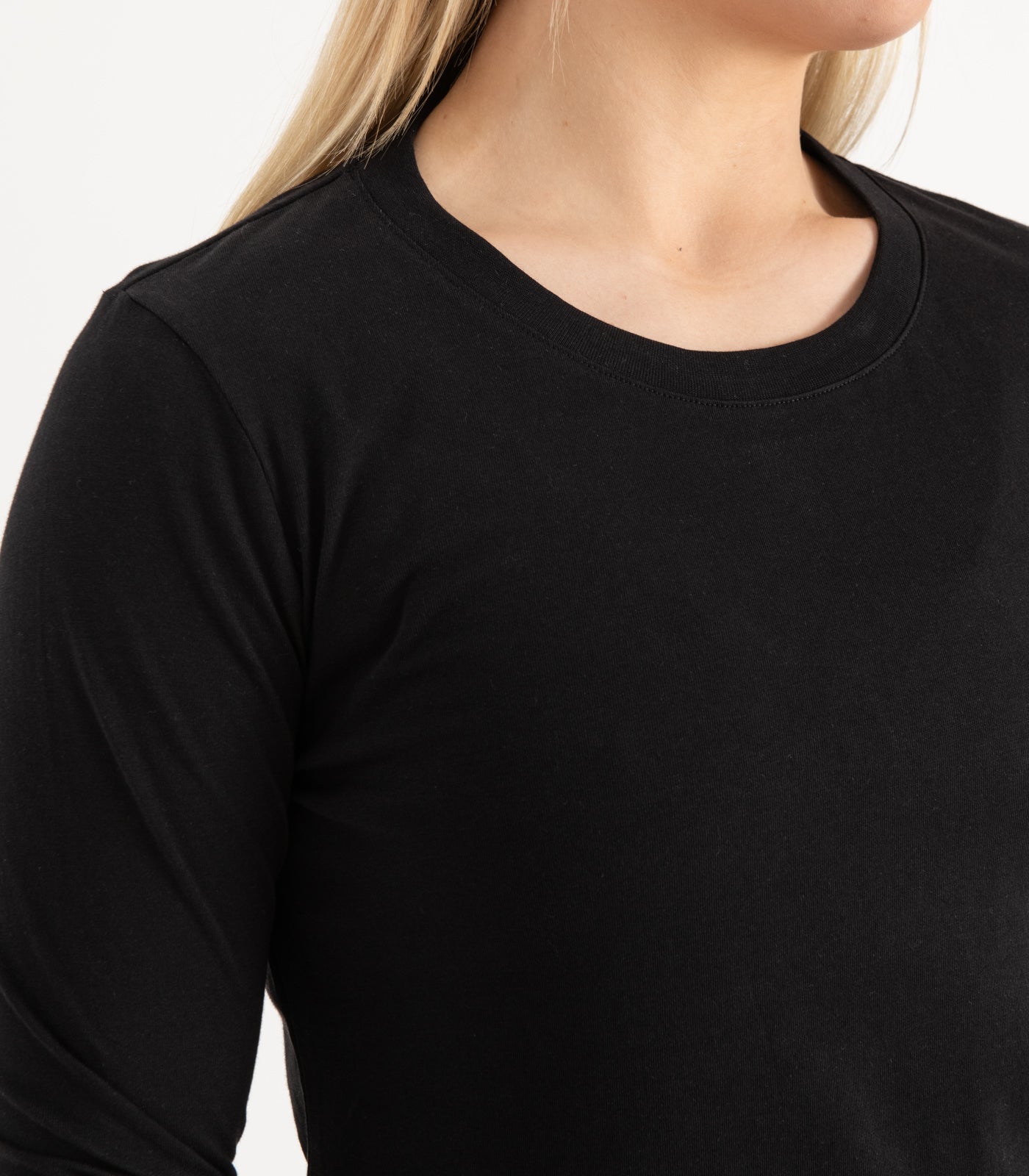Bhumi Organic Cotton - Basic Long Sleeve Top - Black