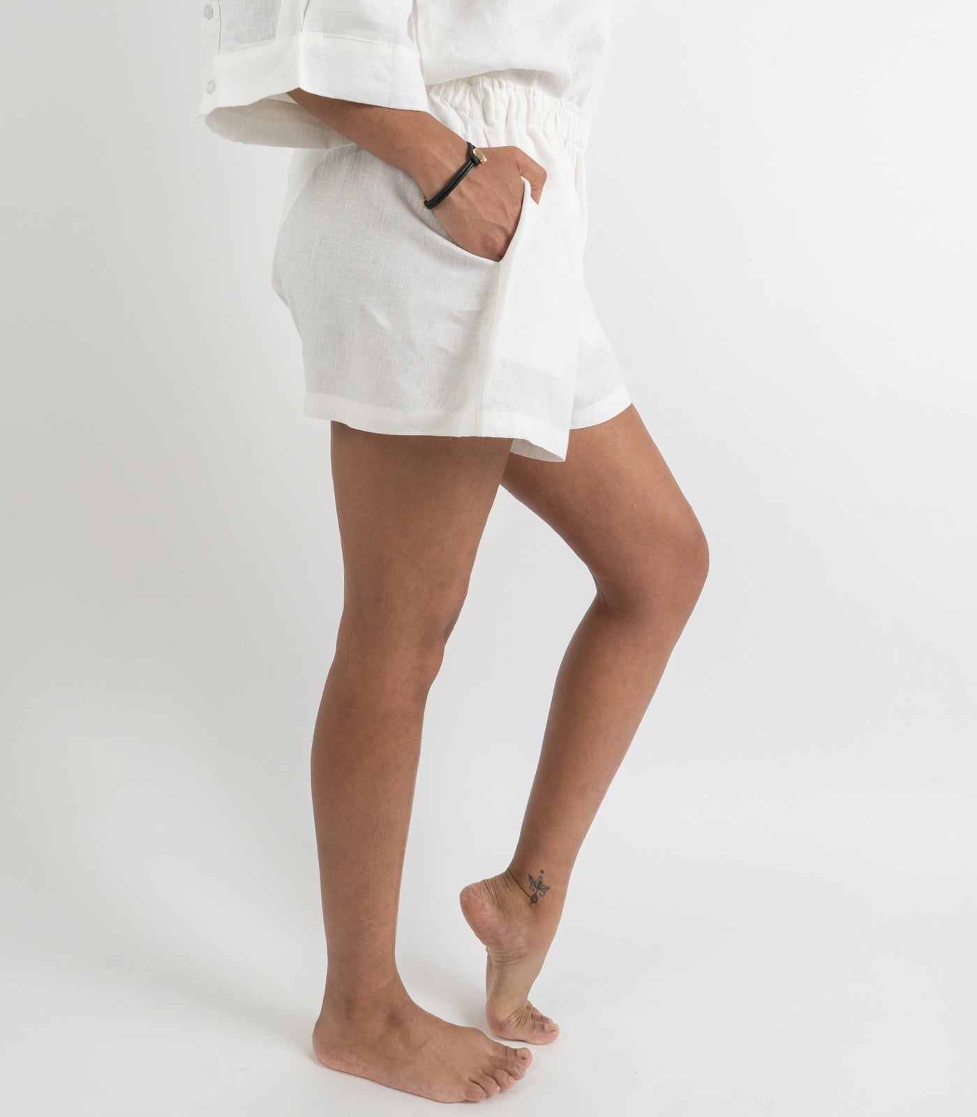 Organic Linen Boxy Lounge Shorts - White