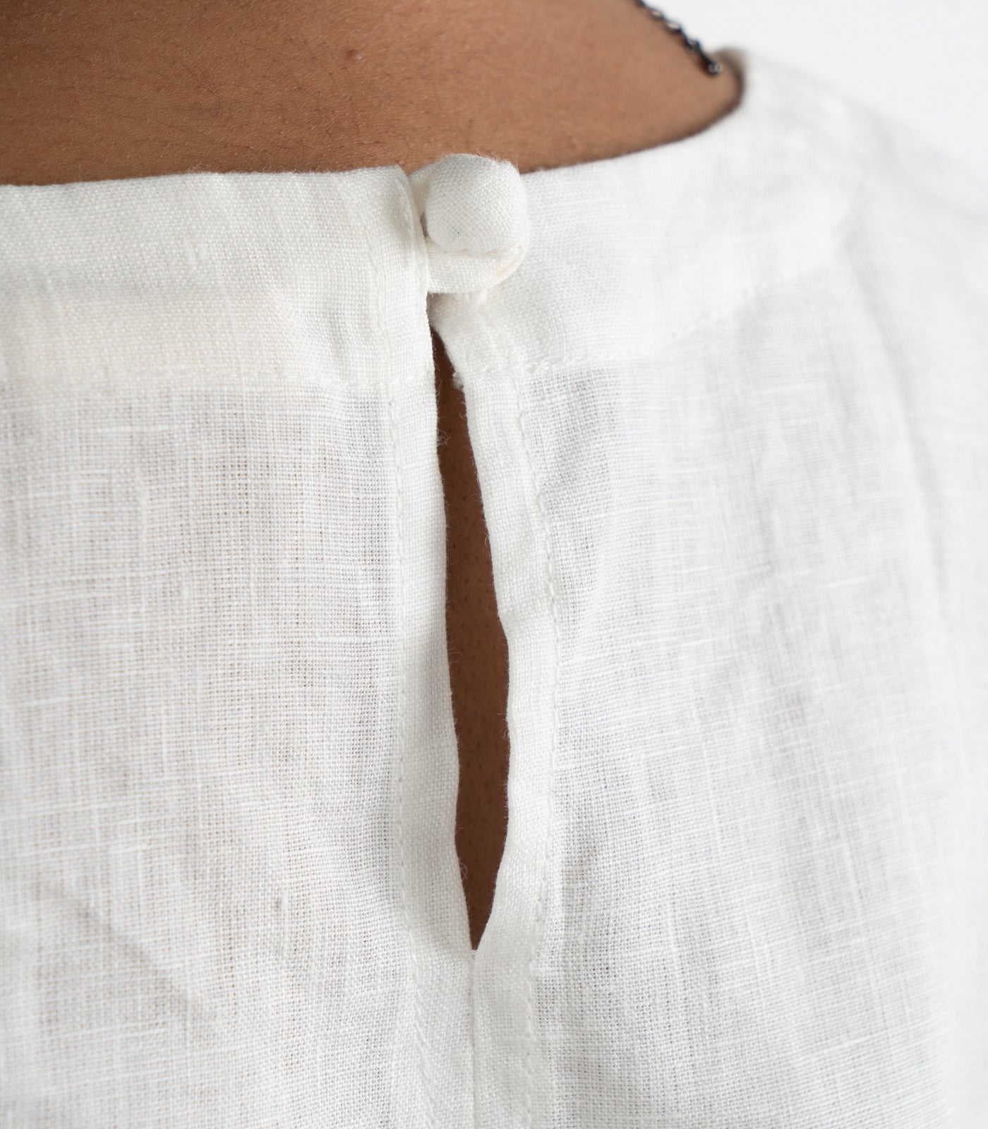 Organic Linen Sleeveless Lounge Shirt - White